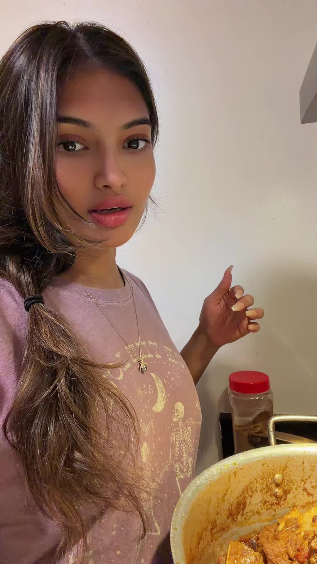 @Mohini ๐ฆ๐ฅ