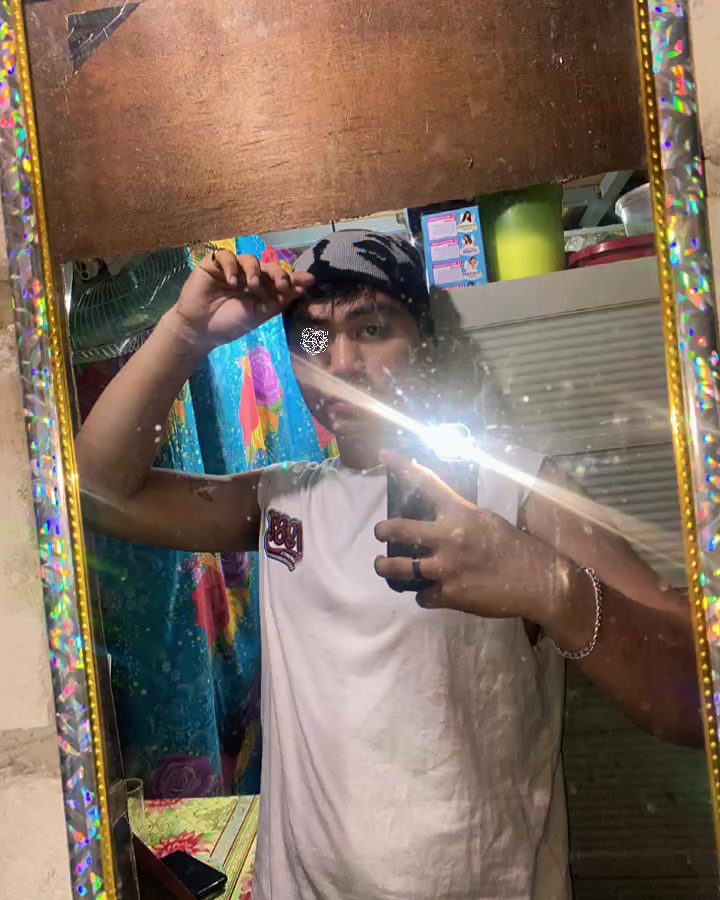@Grayy👤