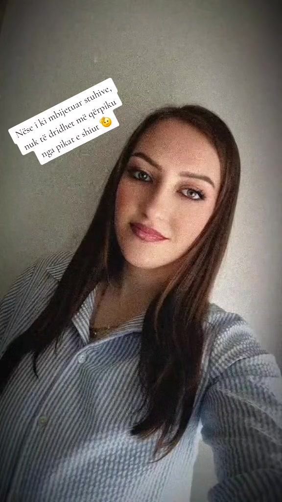 @🦋
