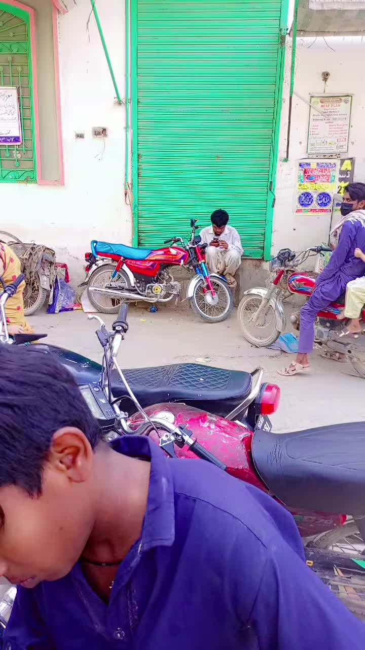 @lovely pathan
