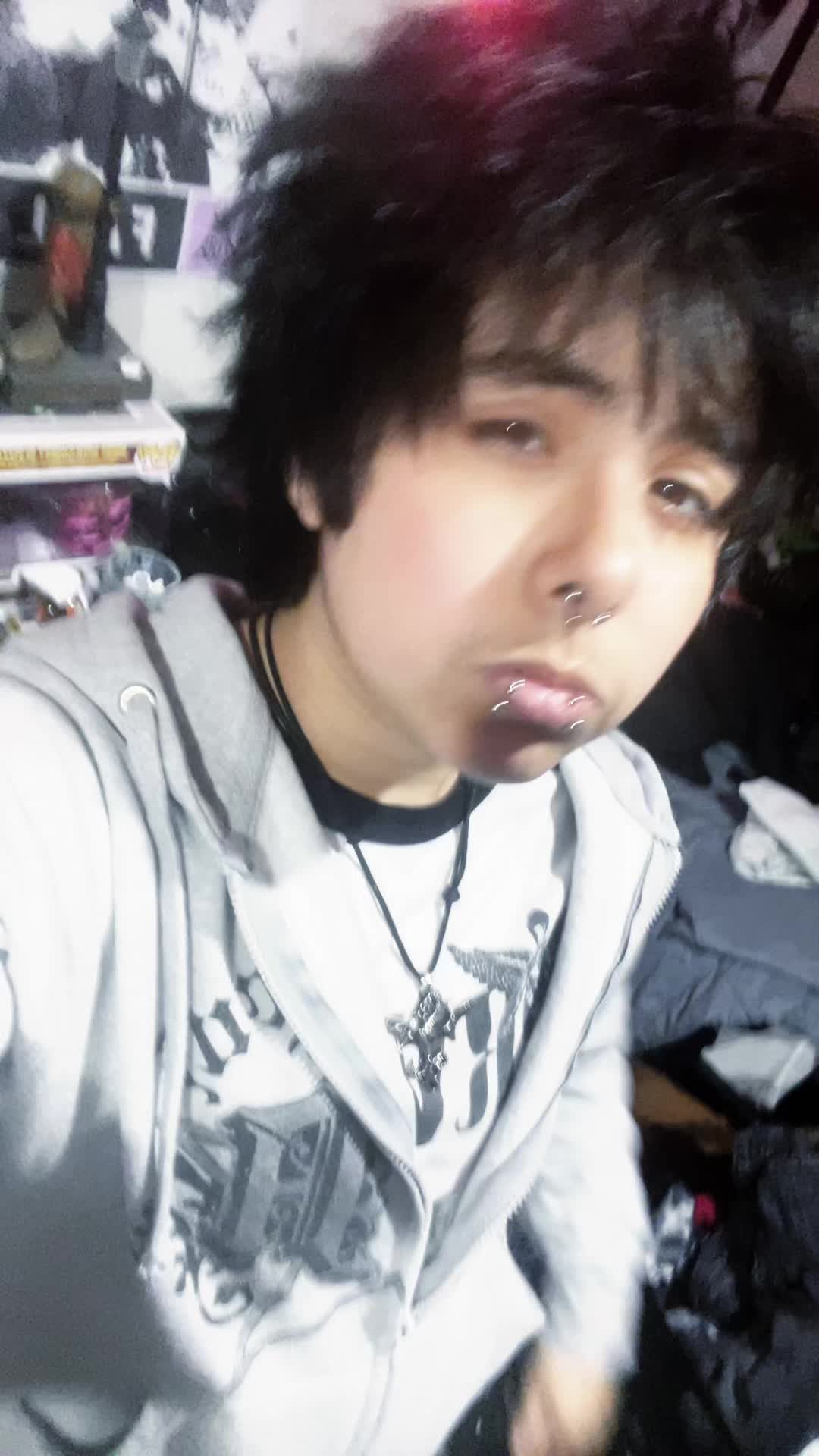 @☣︎𝔄𝔫𝔤𝔢𝔩