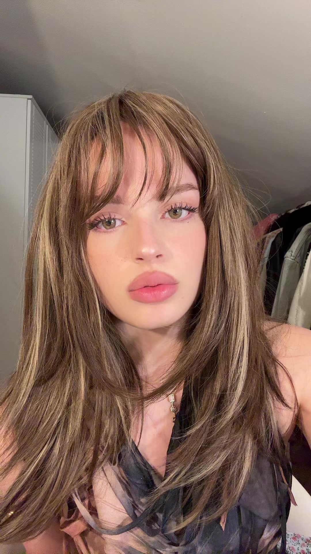 @Elaa
