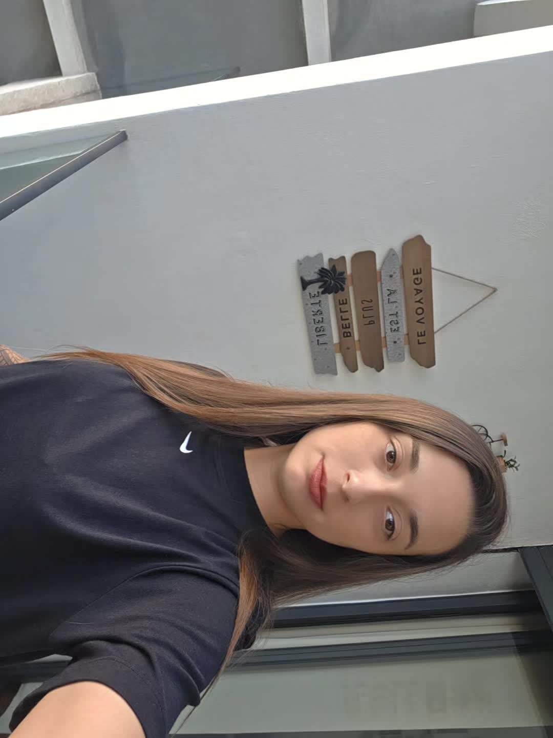 @Madame_M