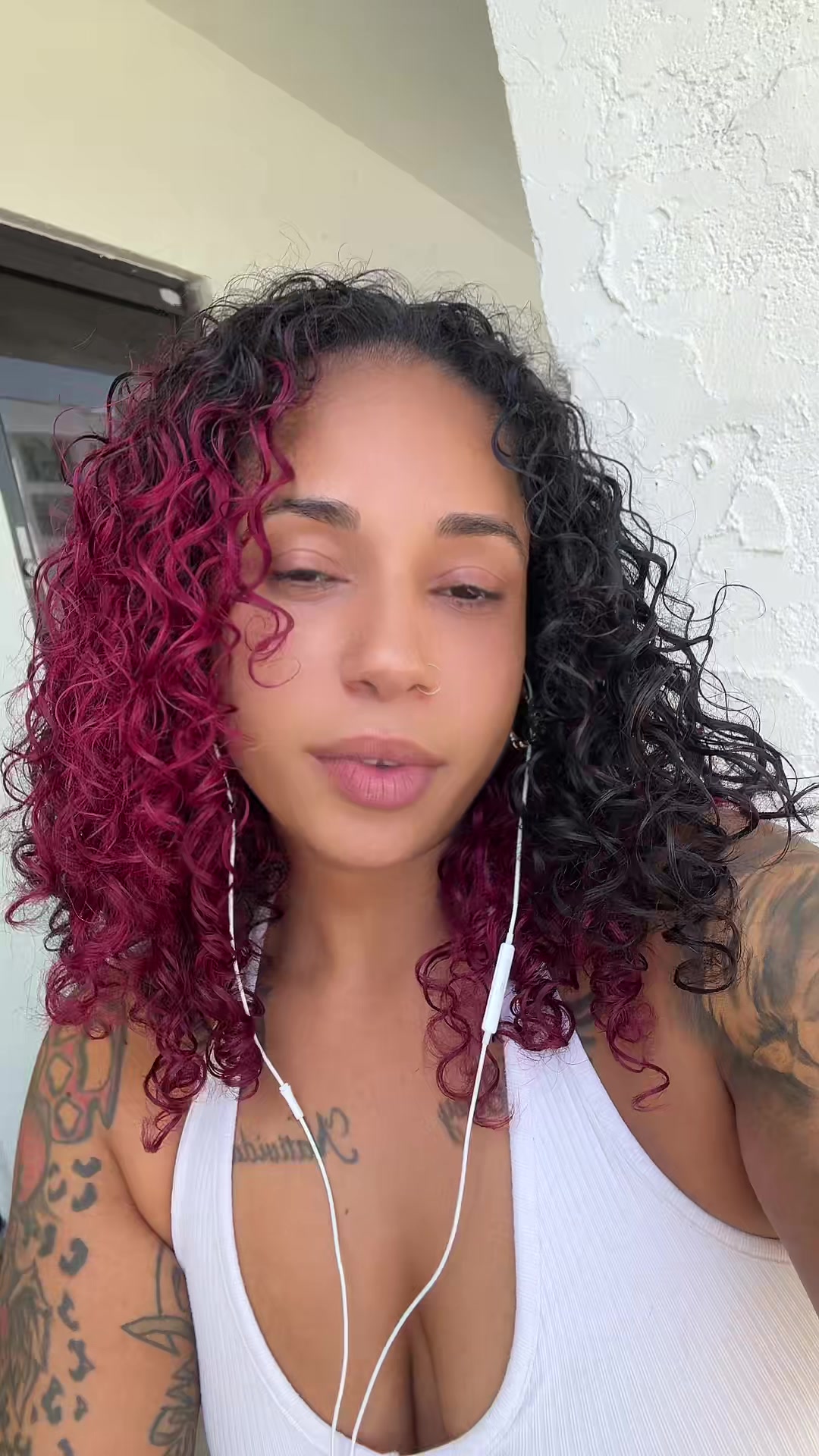 @ShhmoneyCurl