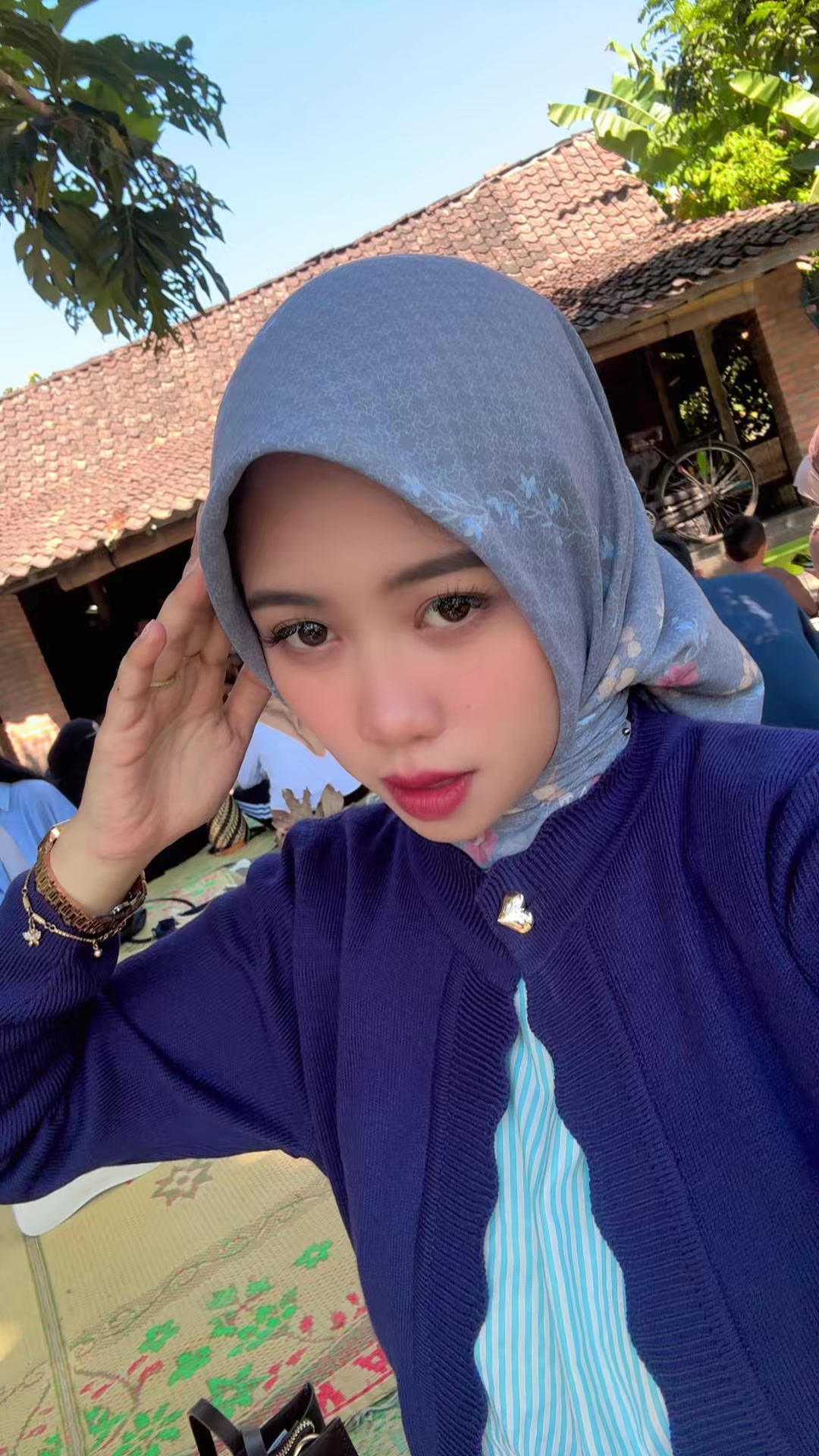 @adila