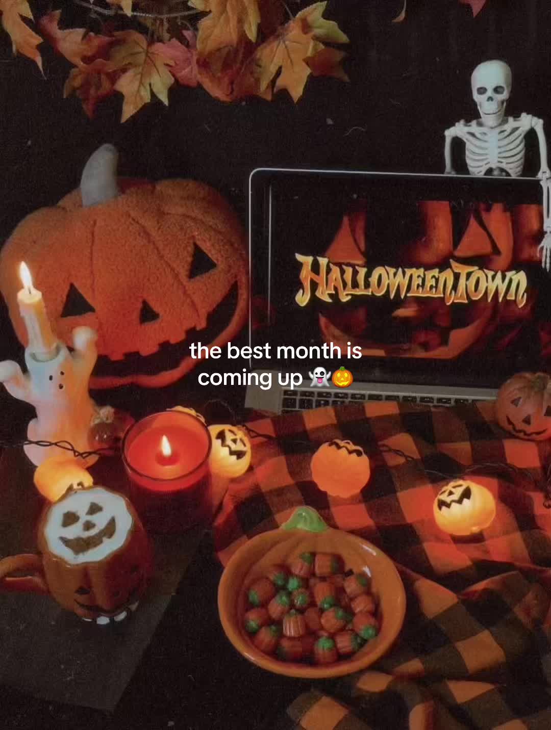 @spookyseasonftw