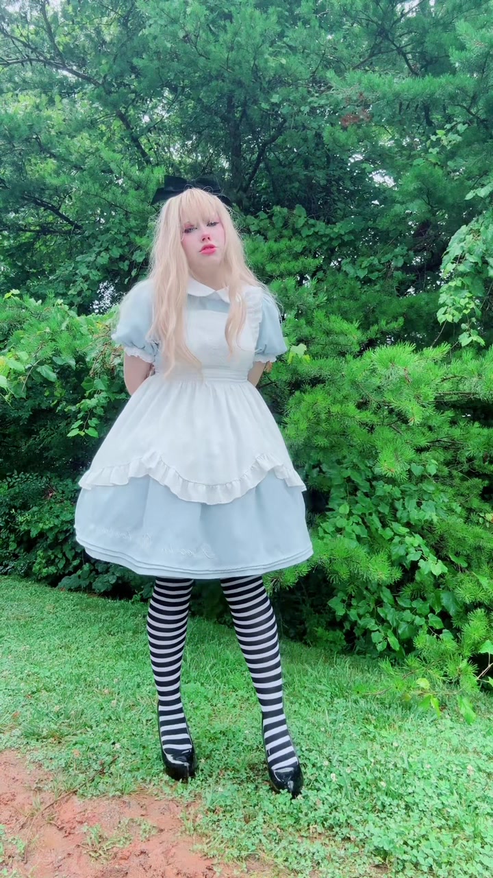 @SkyeOpheliaWarwick