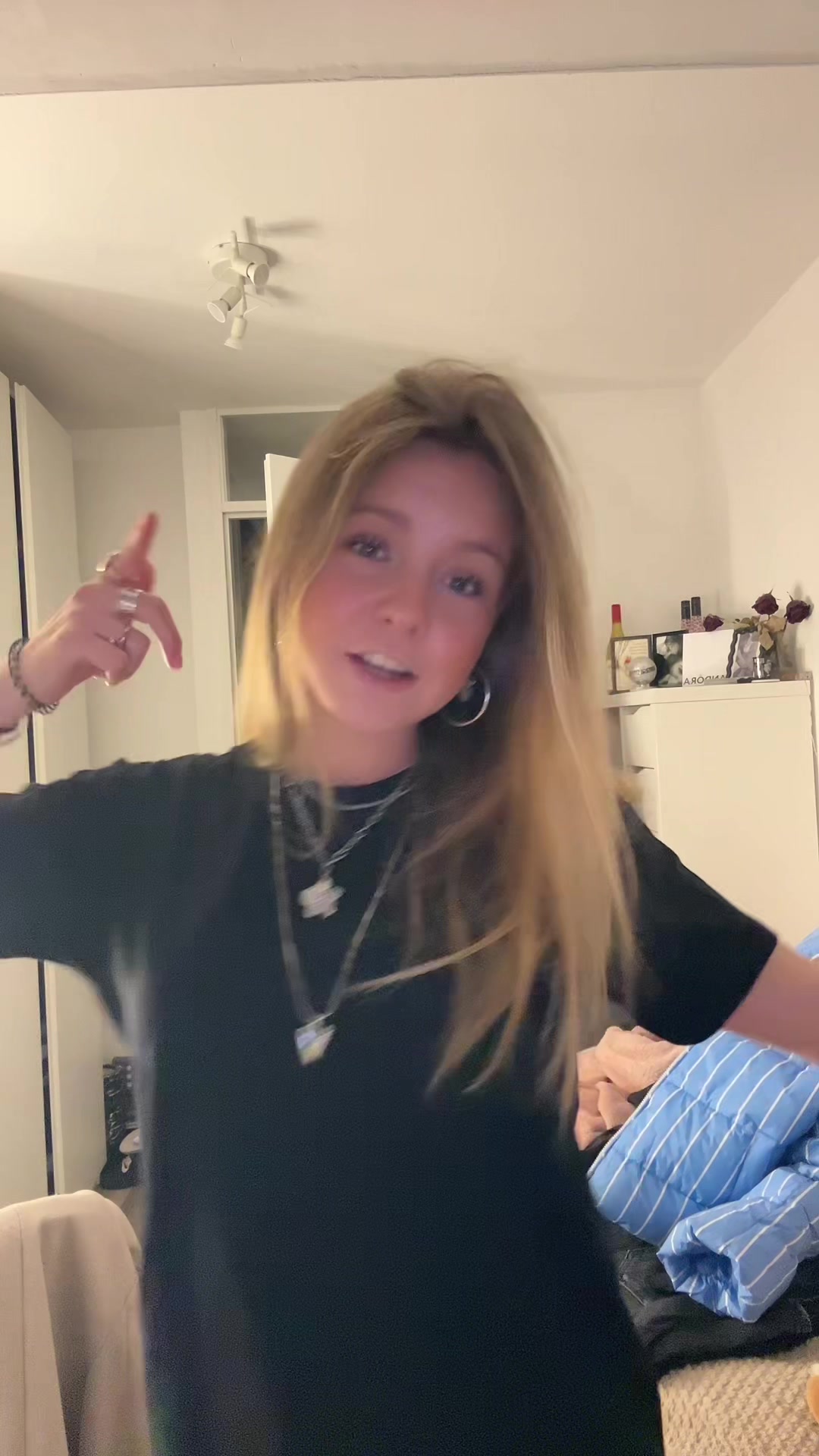 @ZOE PAUPTIT