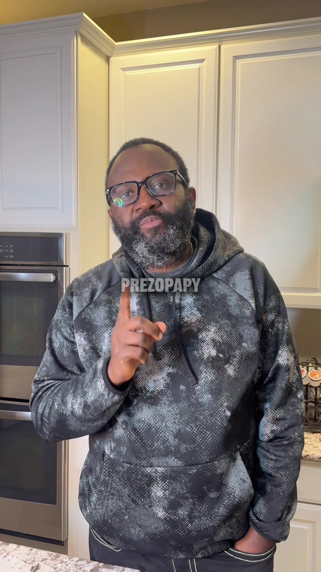 @Prezo Papy Tsasa