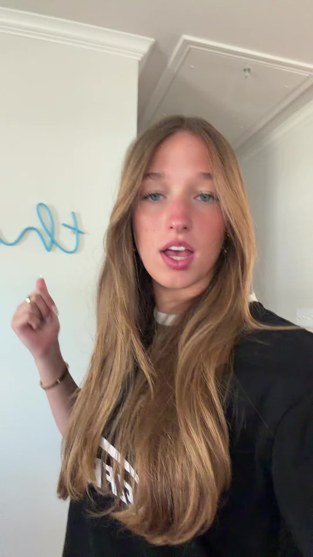 @anna