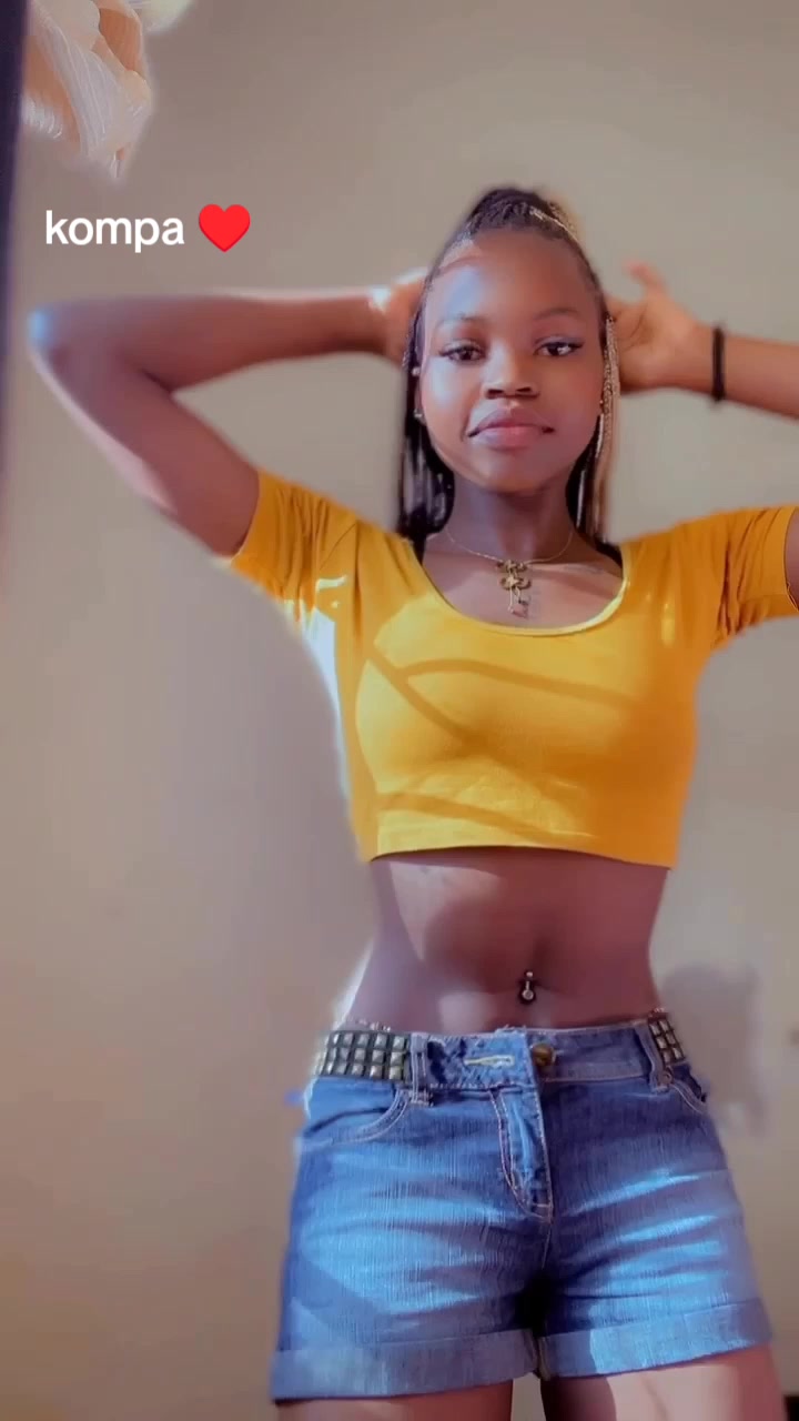 @waist-queen🍓D💋