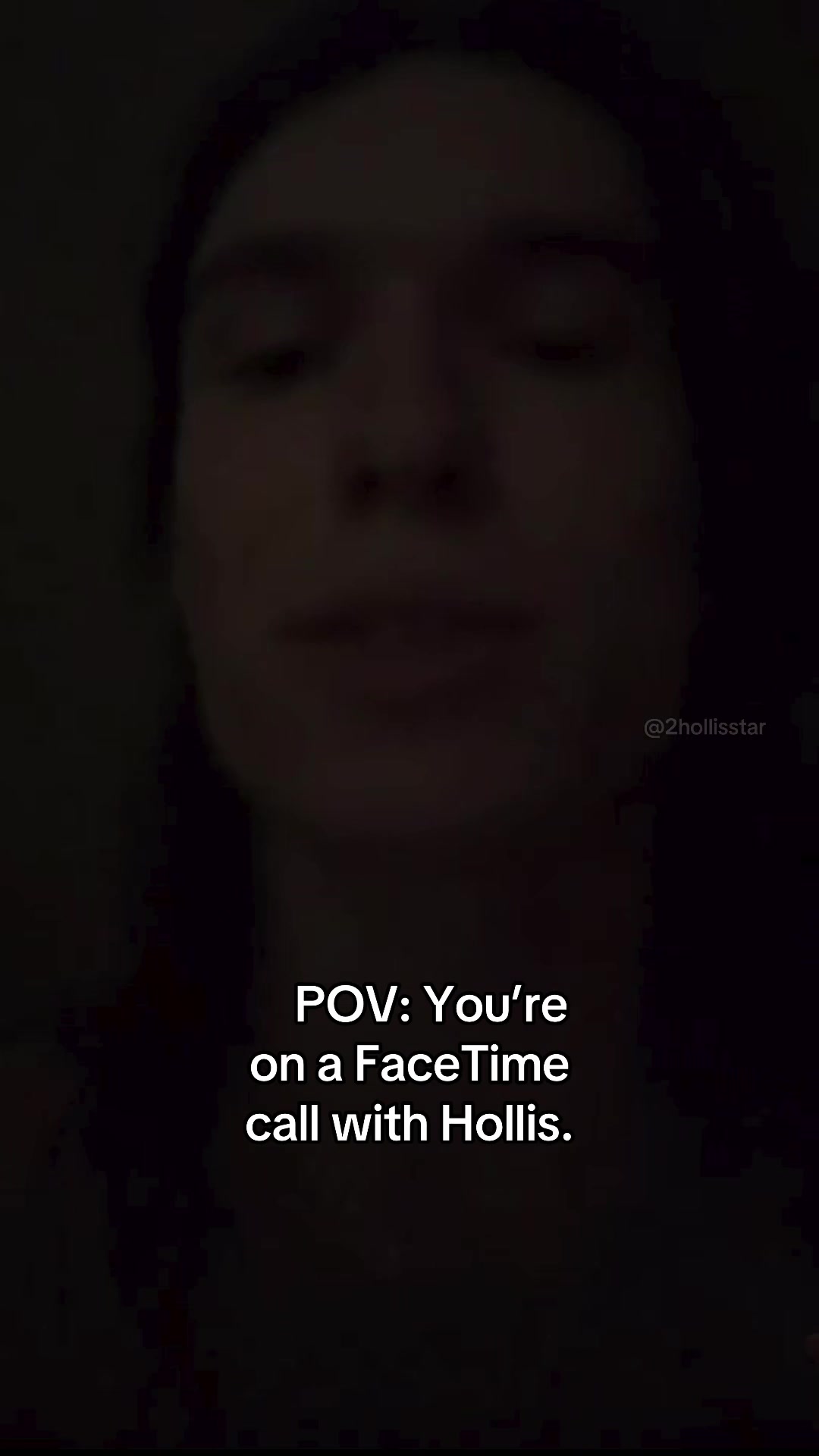 @2hollisstar