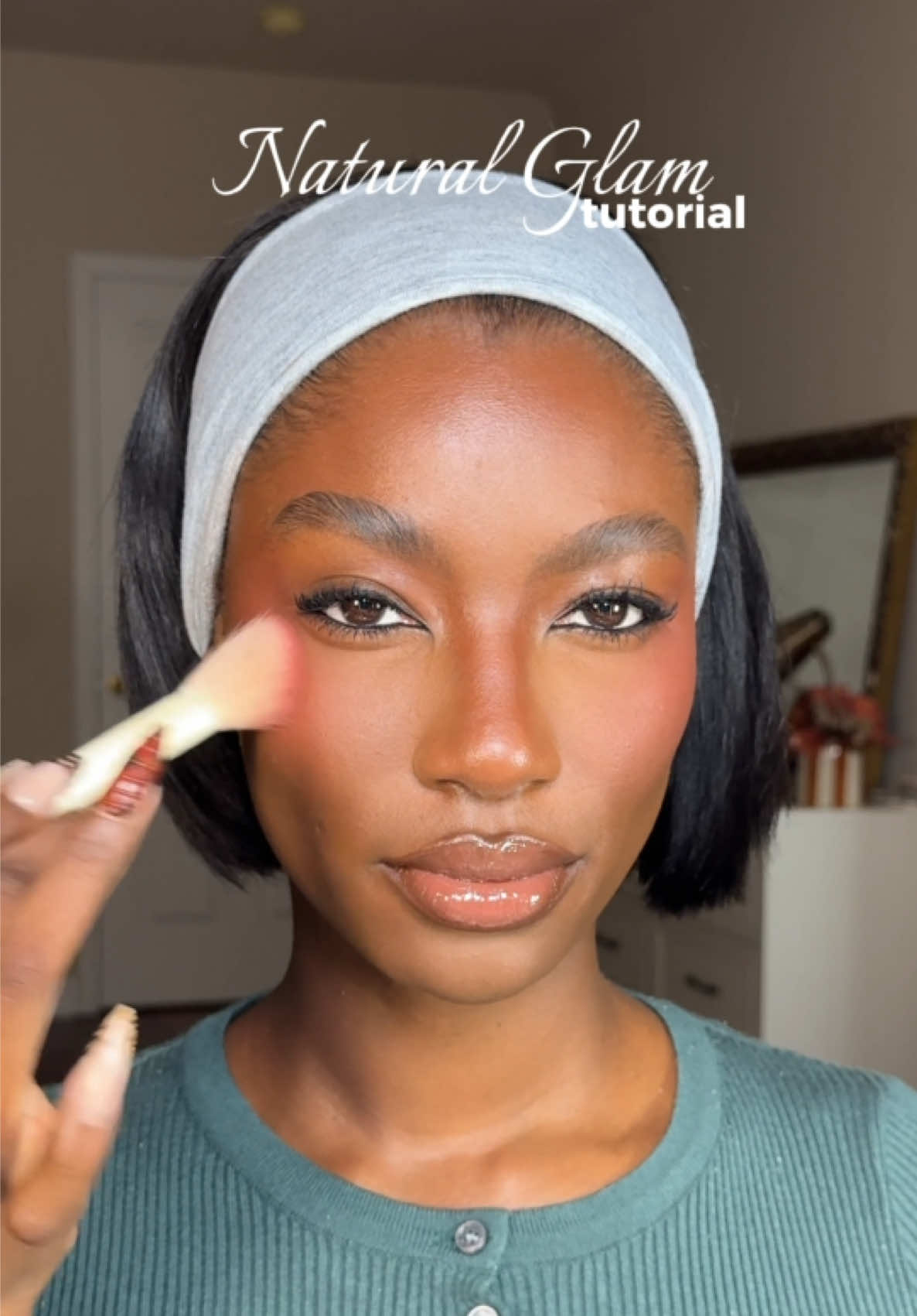 @Kayla B | Beauty Creator✨