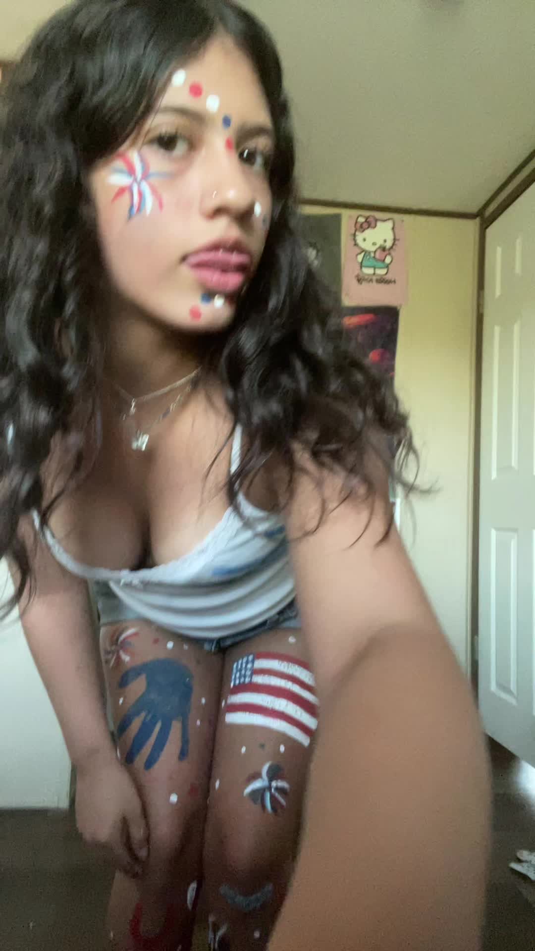 @🦄