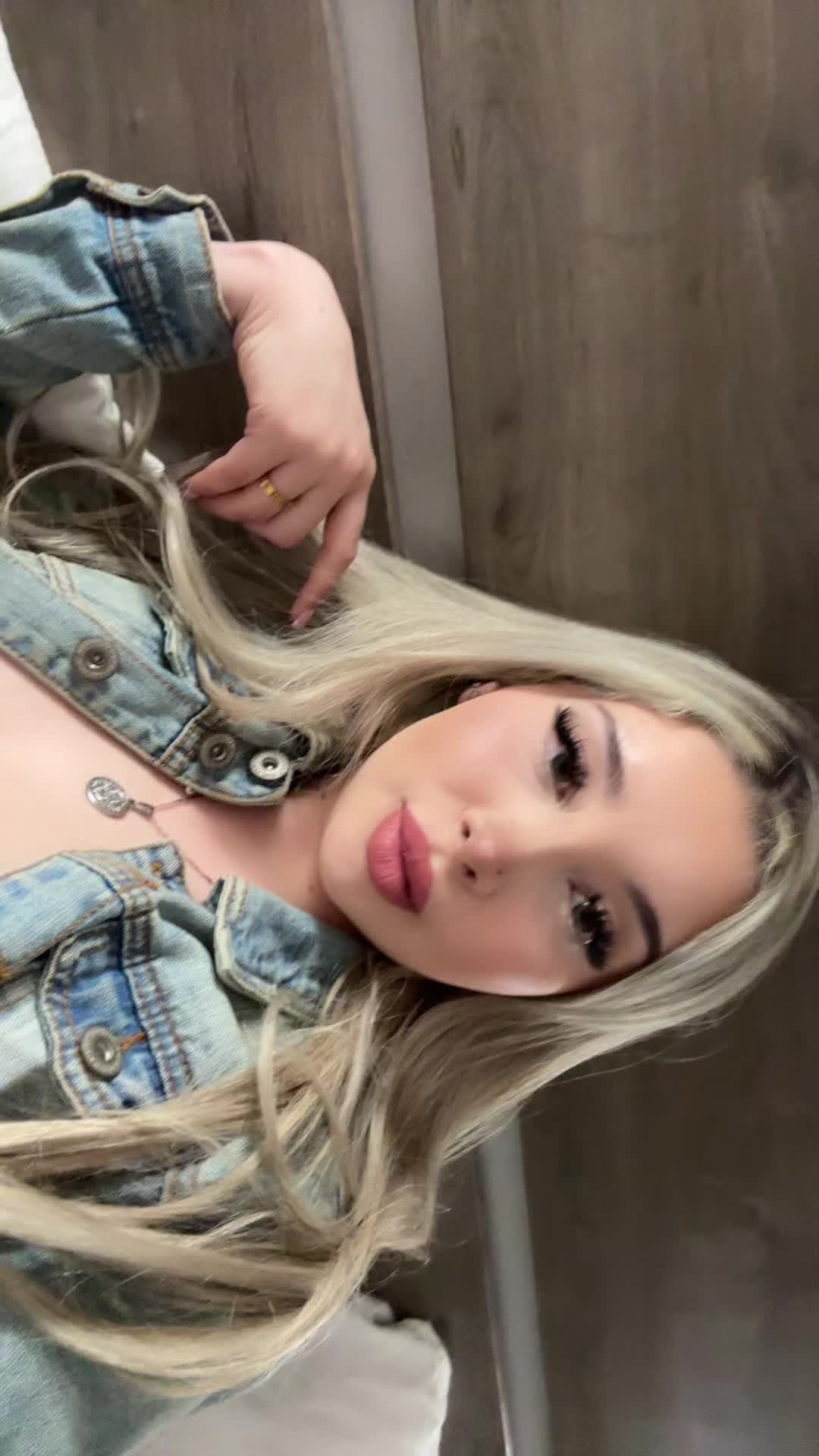 @K ✰