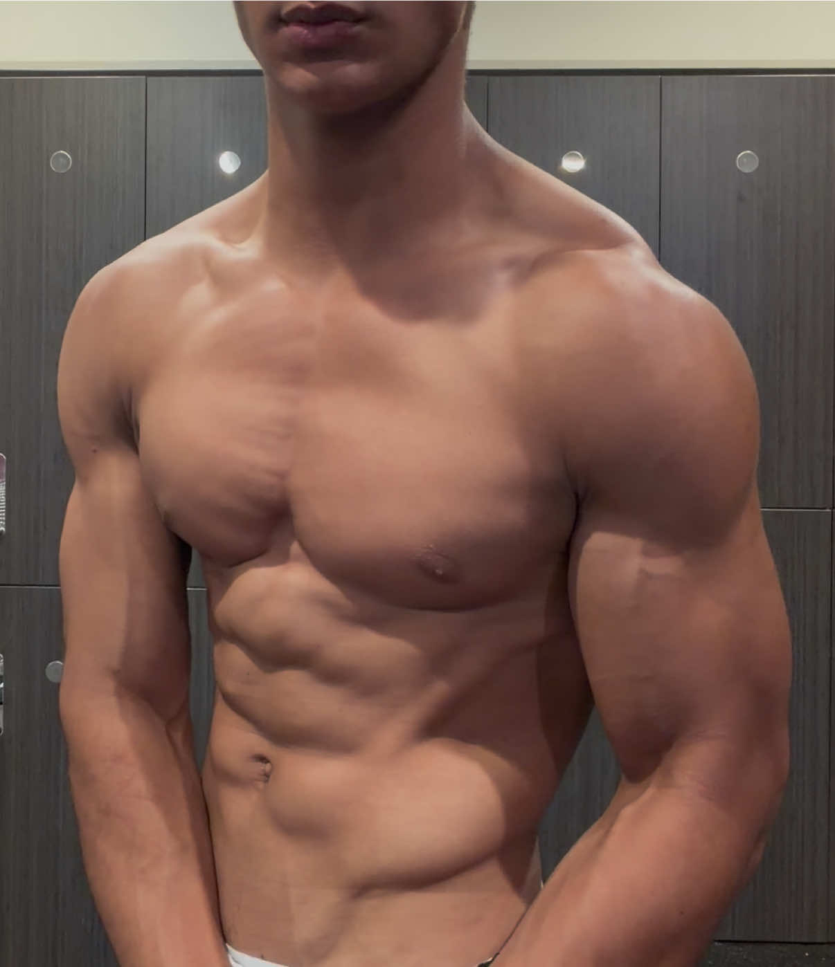 @aaasssdddfq1