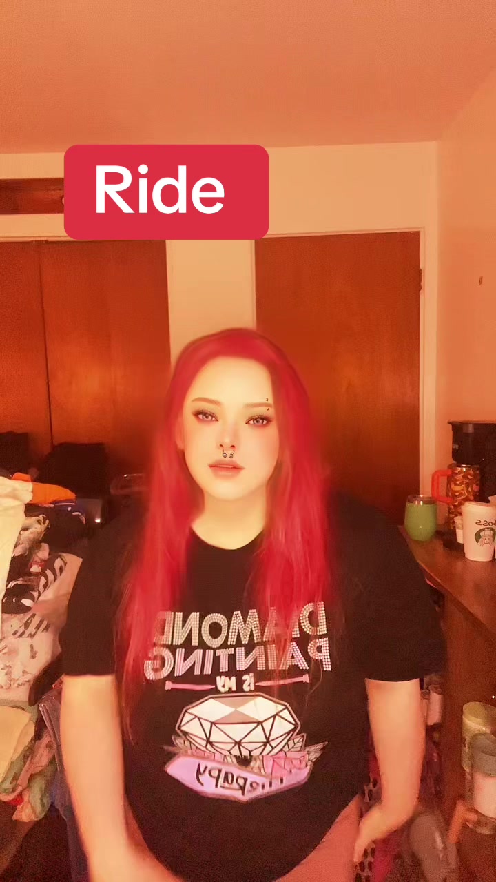 @lil.vampire.dani