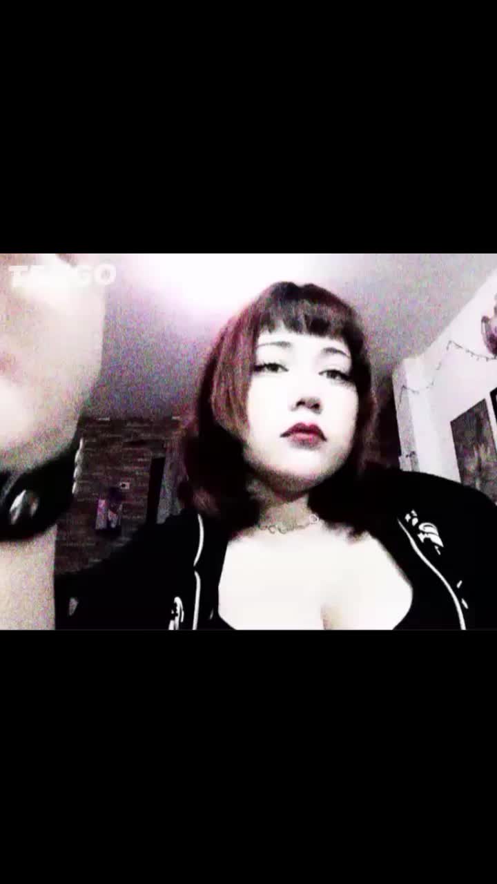 @Mel 𖤐