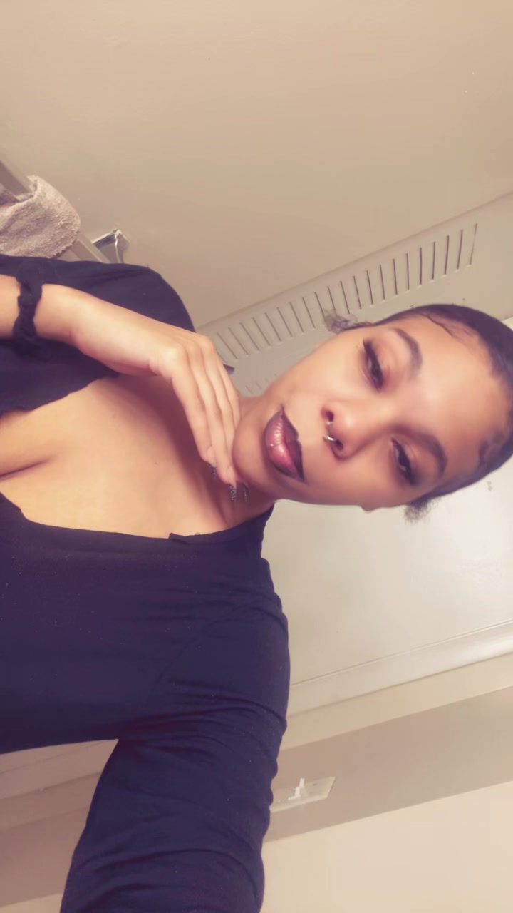 @🤭 just josie