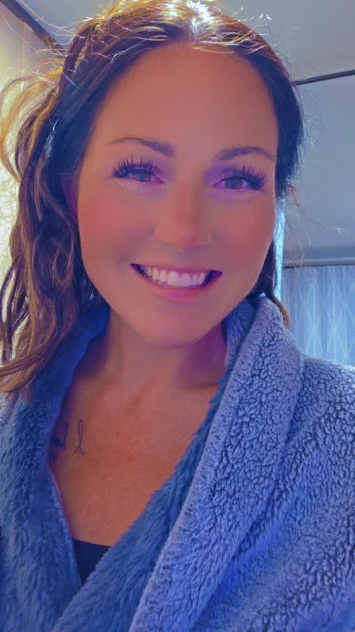 @Becca🌟