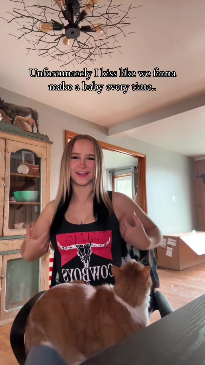 @CC