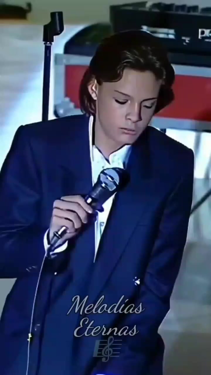 @Melod&iacute;as Eternas🎼 (🕷️)