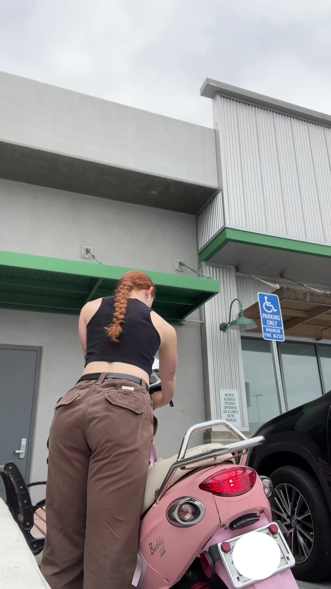@mj