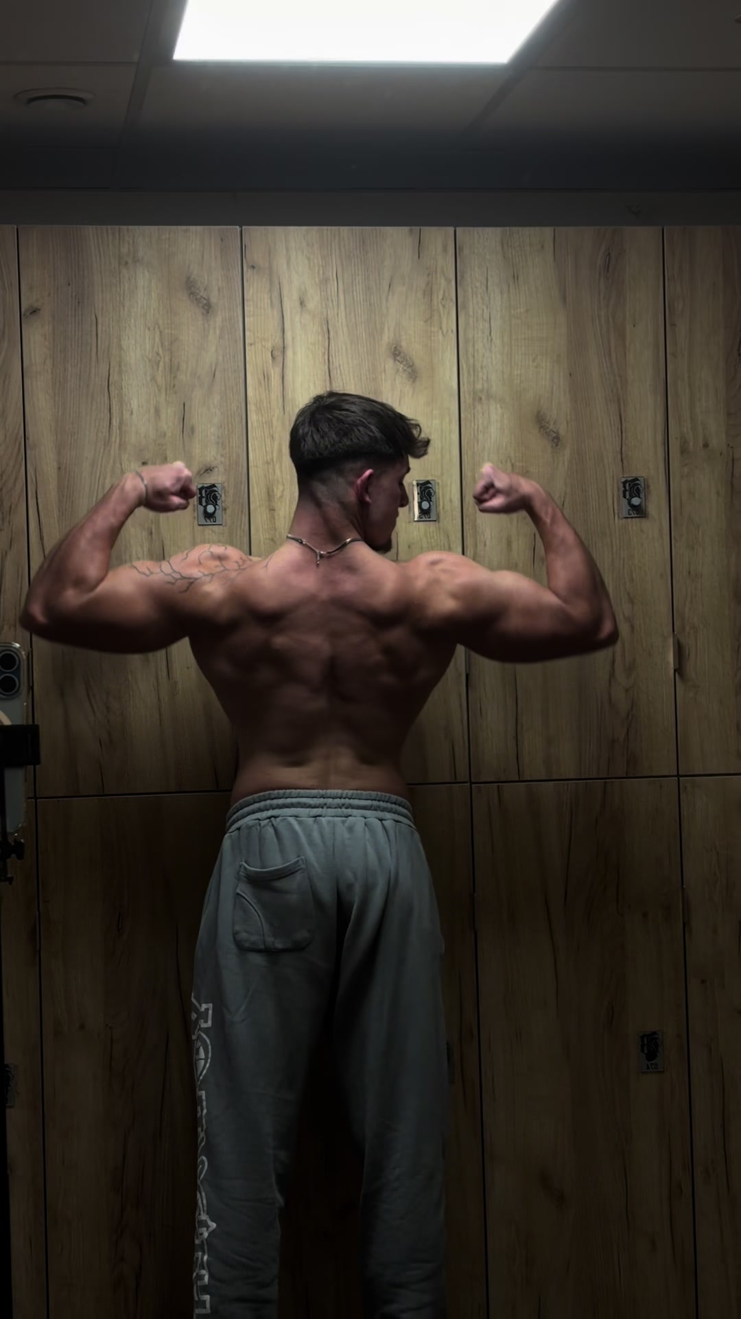 @jonas_raw