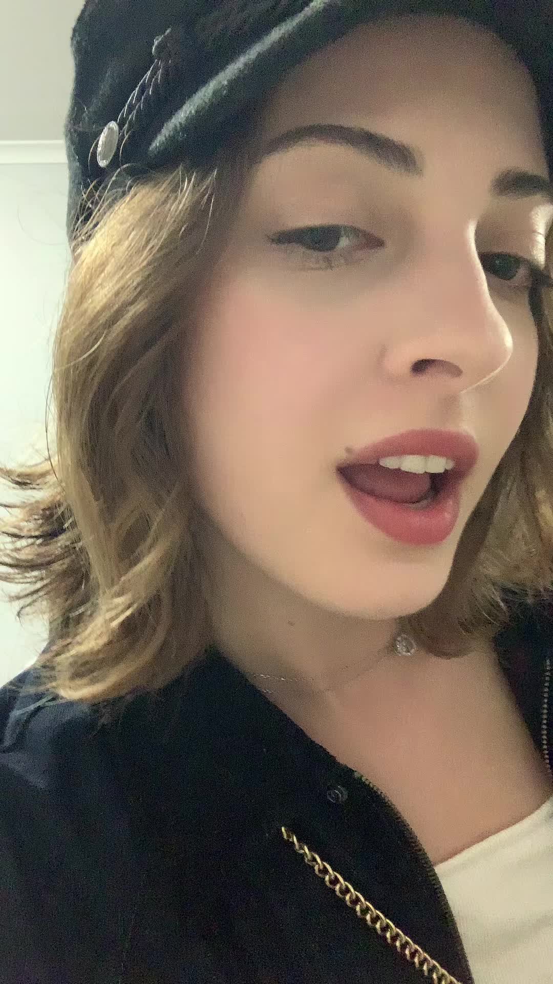 @annahereandthere
