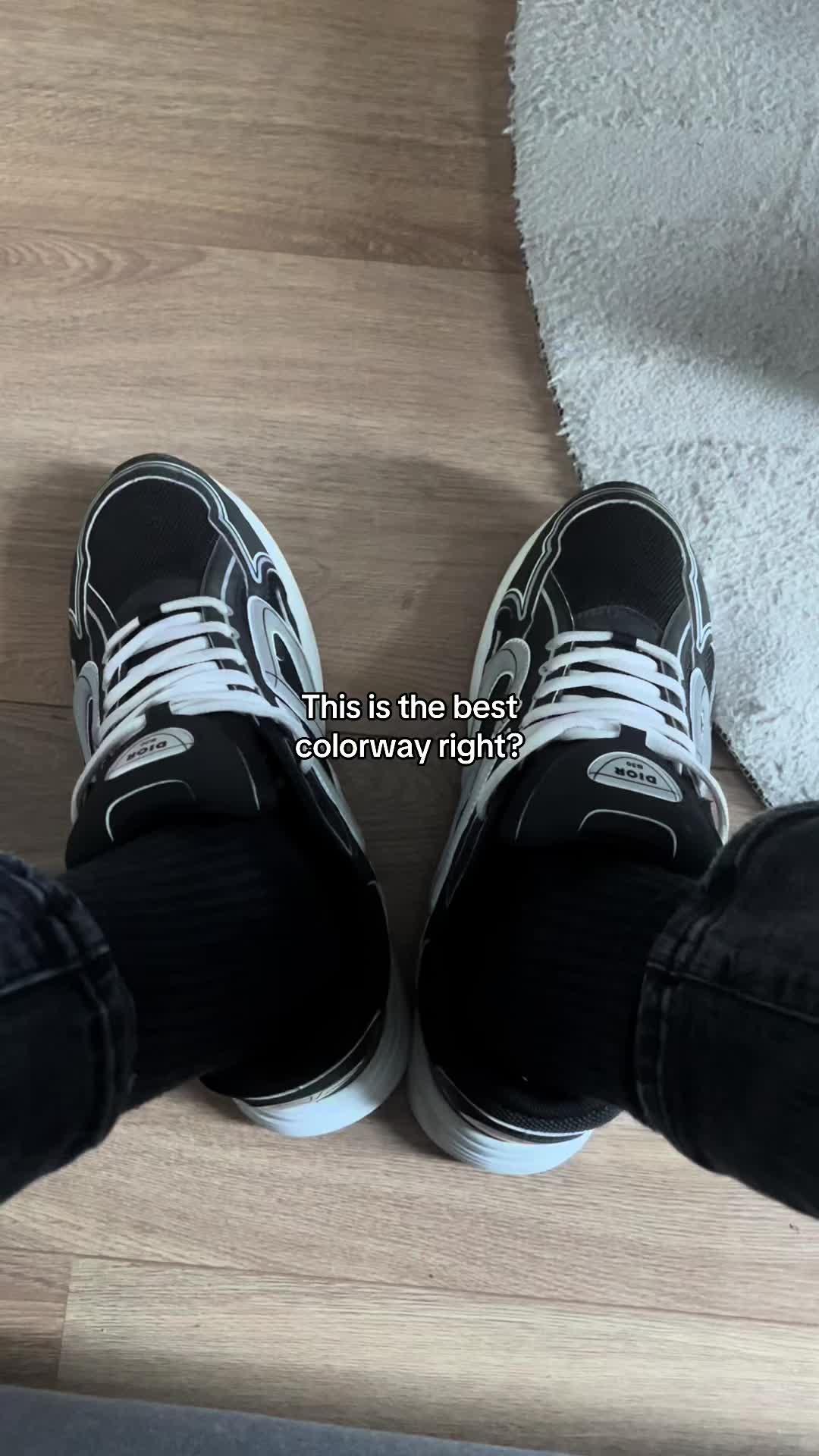 @🎭