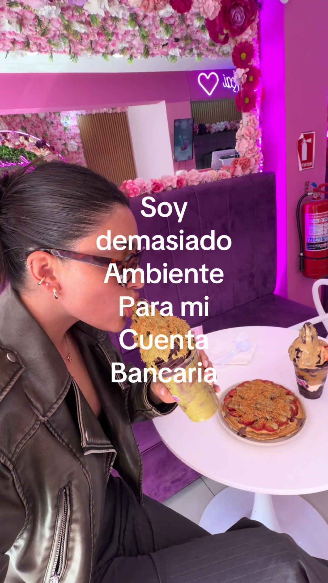 @LÍA