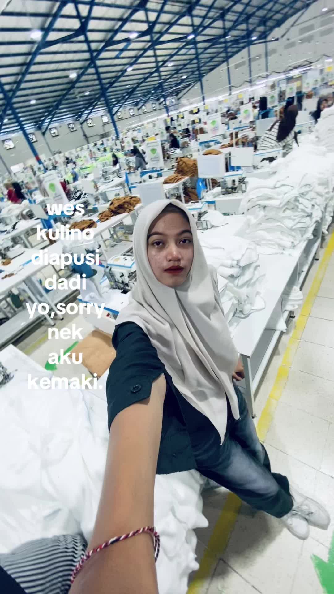 @peggyazira08