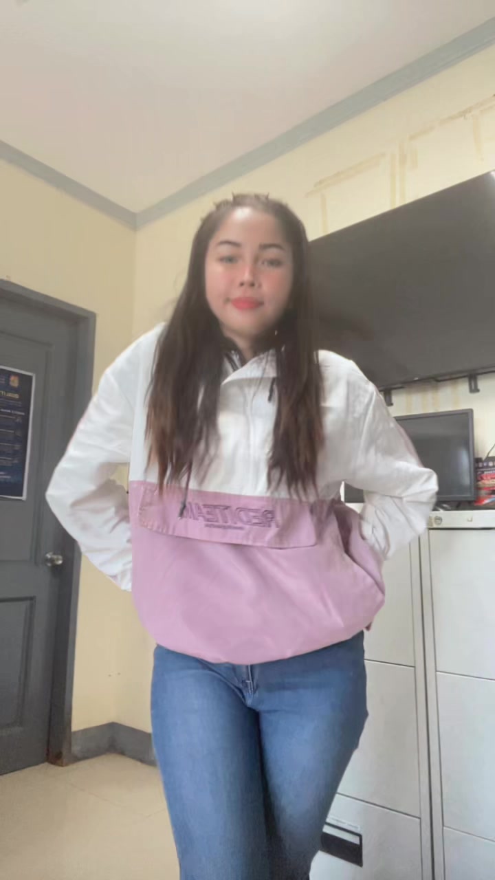 @Isla Miles🛍️