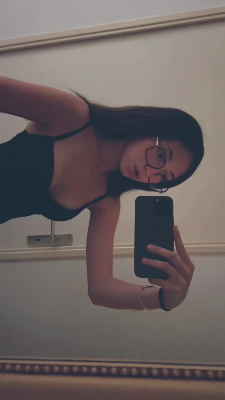 @ᖴᗩᑎᑎY