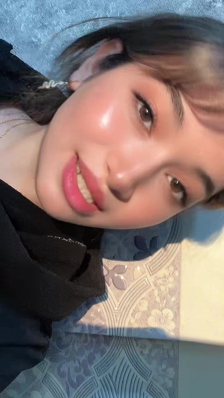 @𝓩𝓲𝔃𝓲🍒