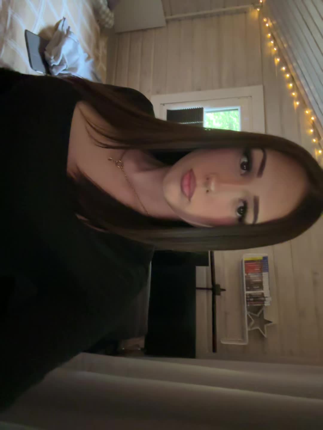 @𝐒𝐎𝐏𝐇𝐈𝐀