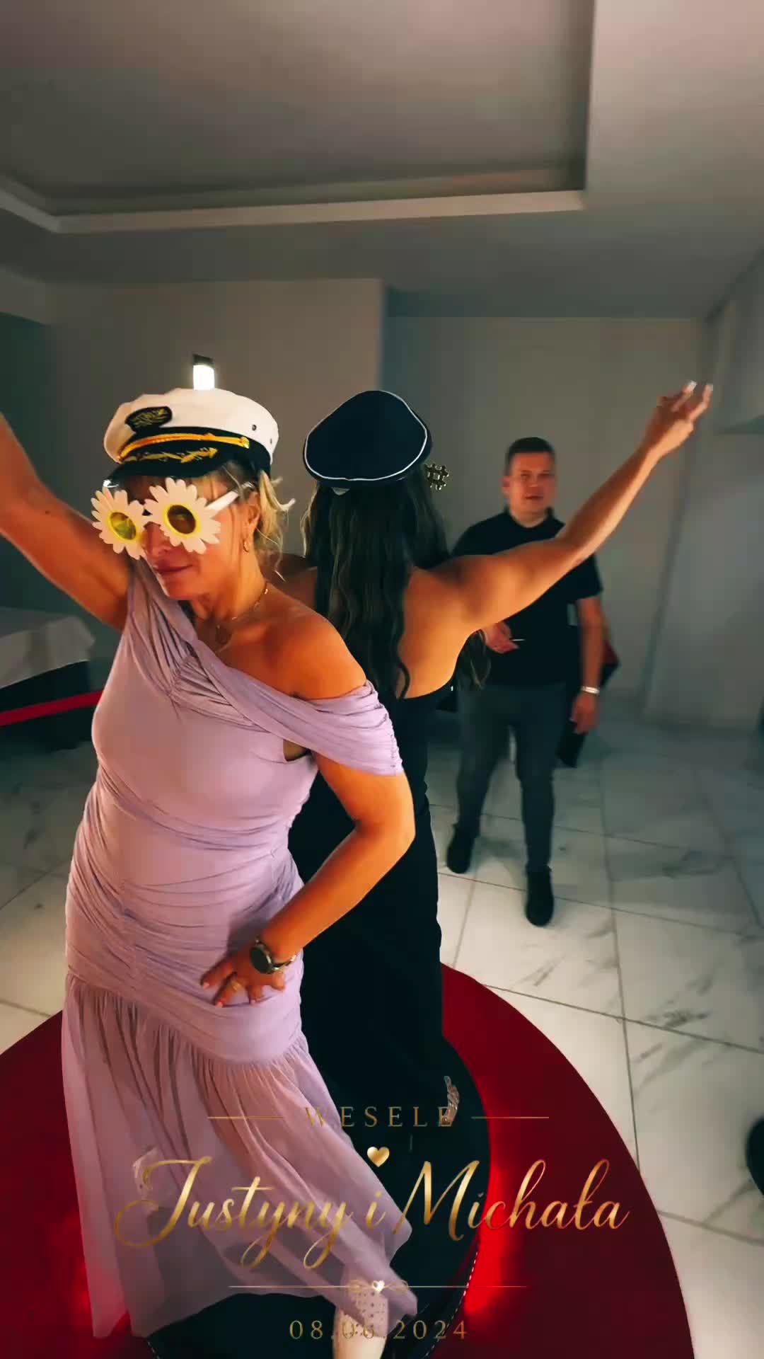@kroliczekhop*