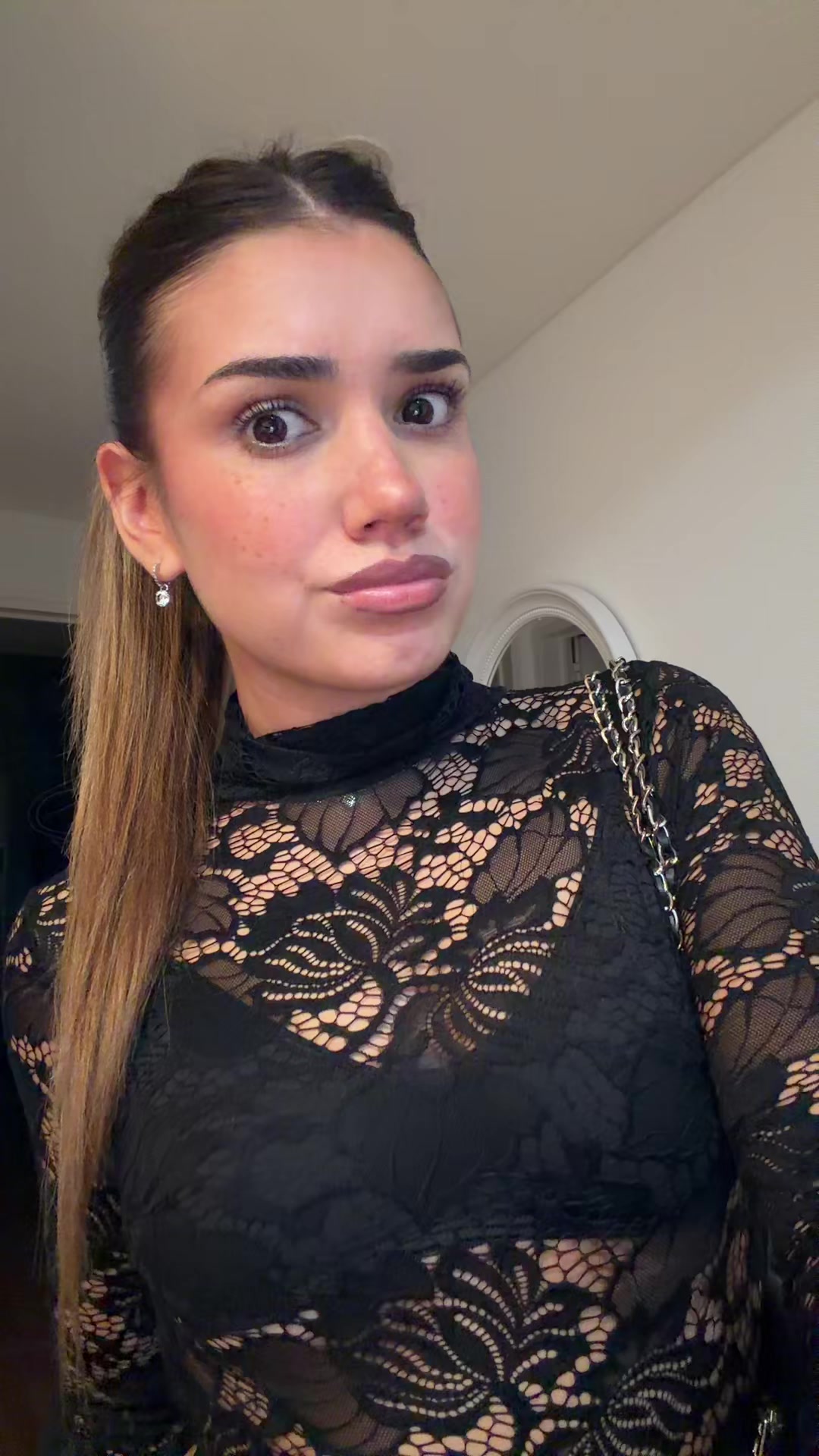 @Lola Tomaszeuski