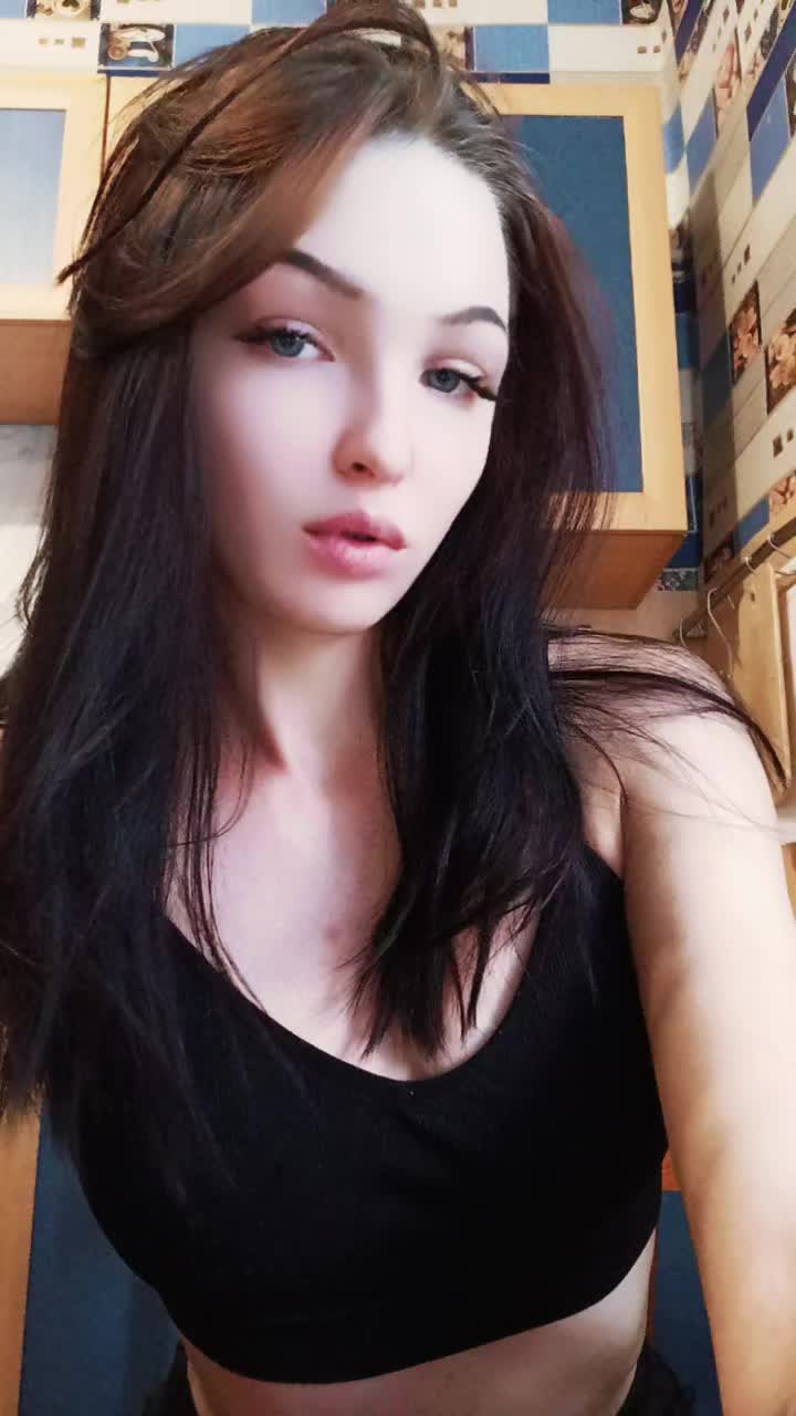 @crazy_lady_🍒