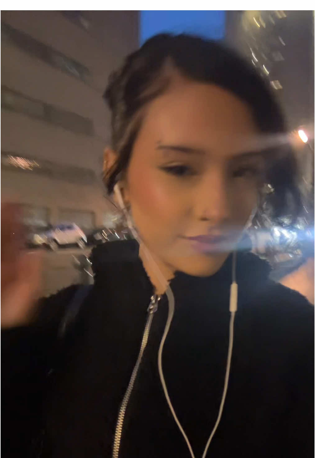 @sisi⋆˙⟡