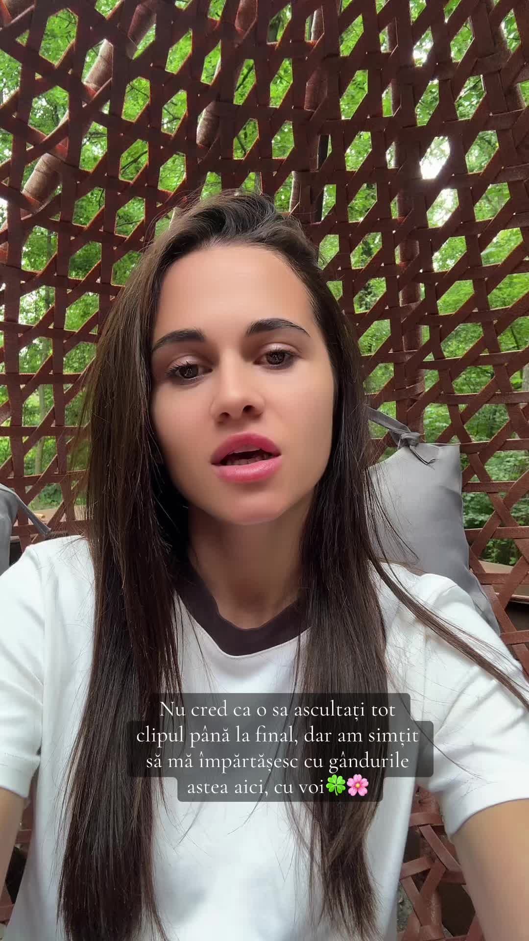 @Ella