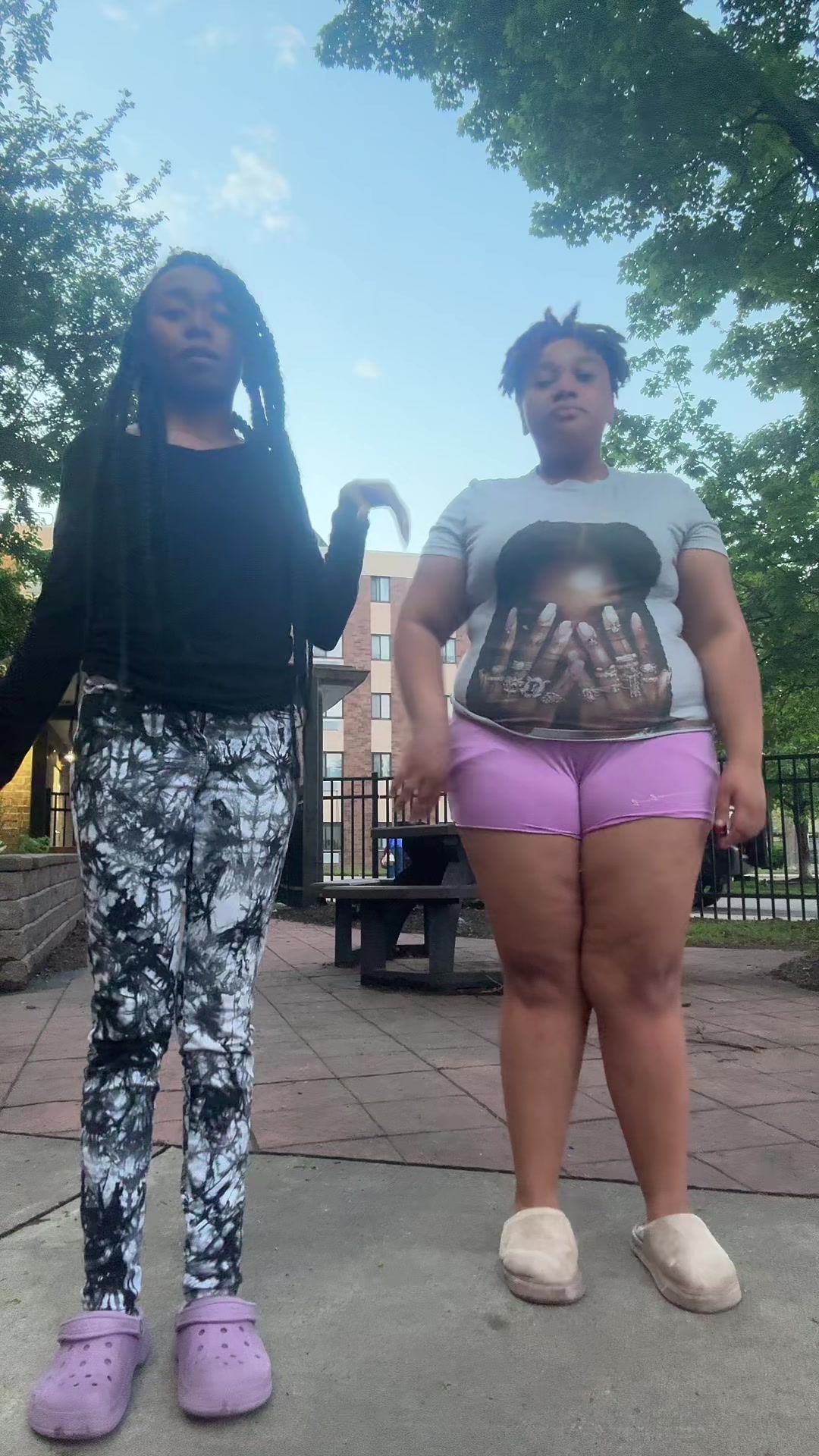 @QueenBoogz