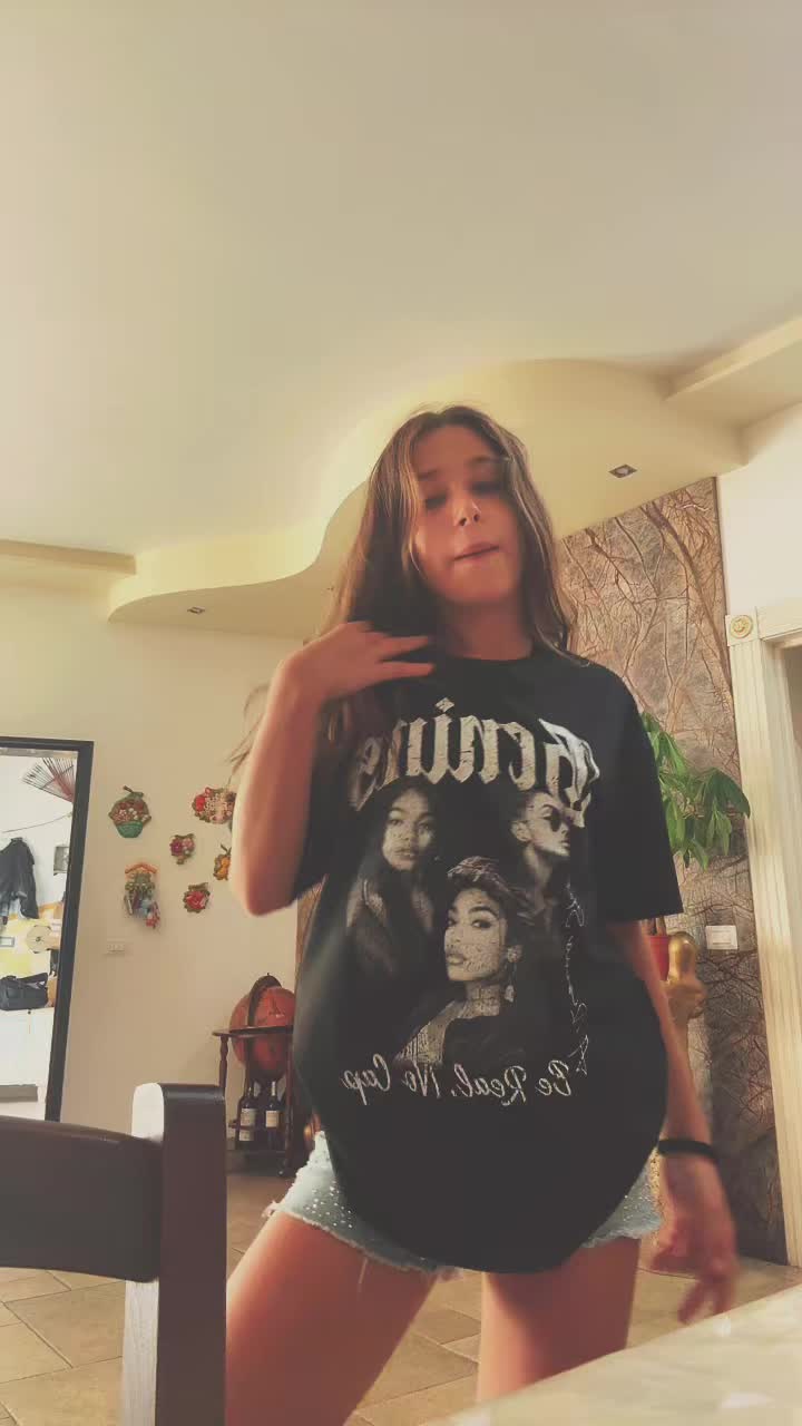 @lesleyspamm