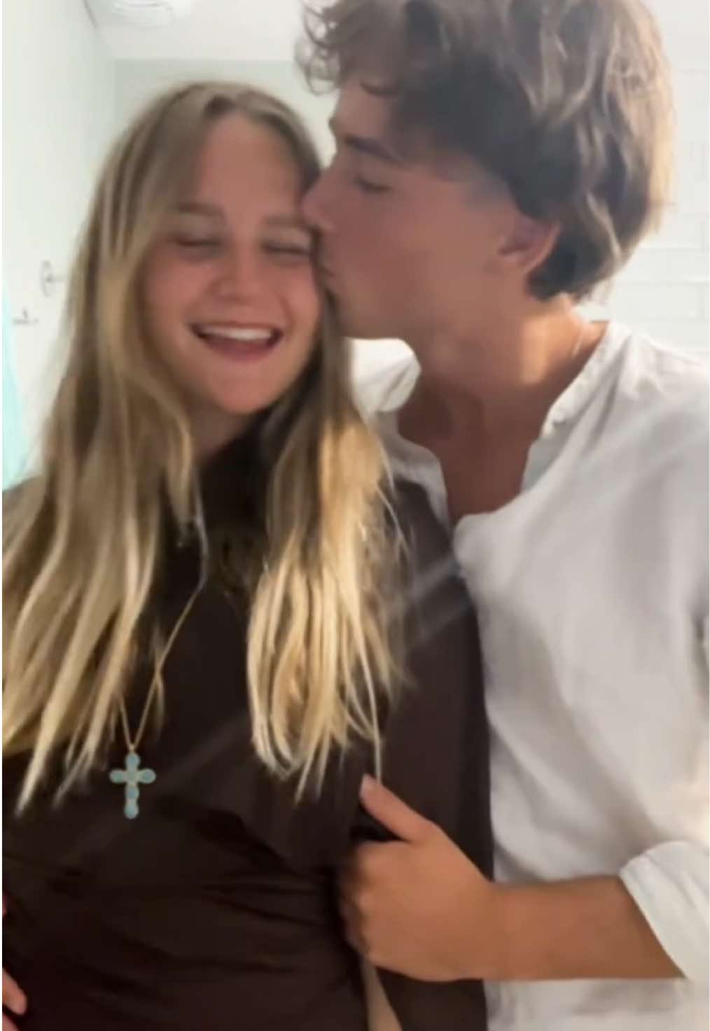 @Έλλα✞💌