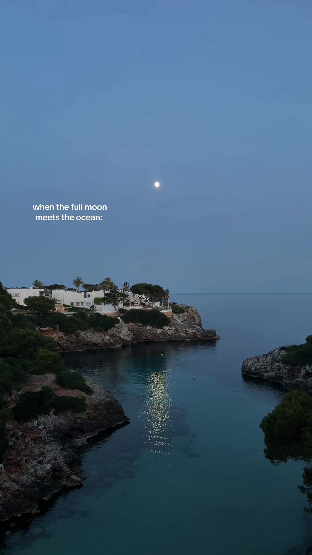 @Maddie | Travel Content