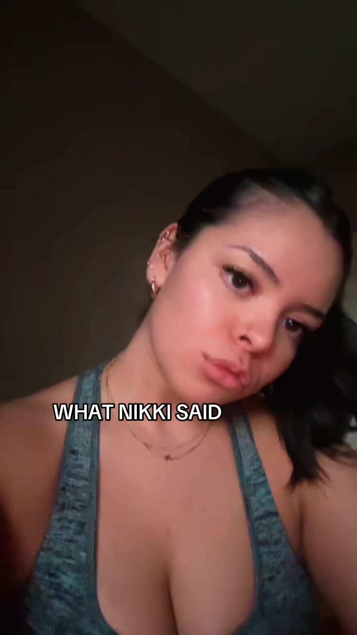 @🦦