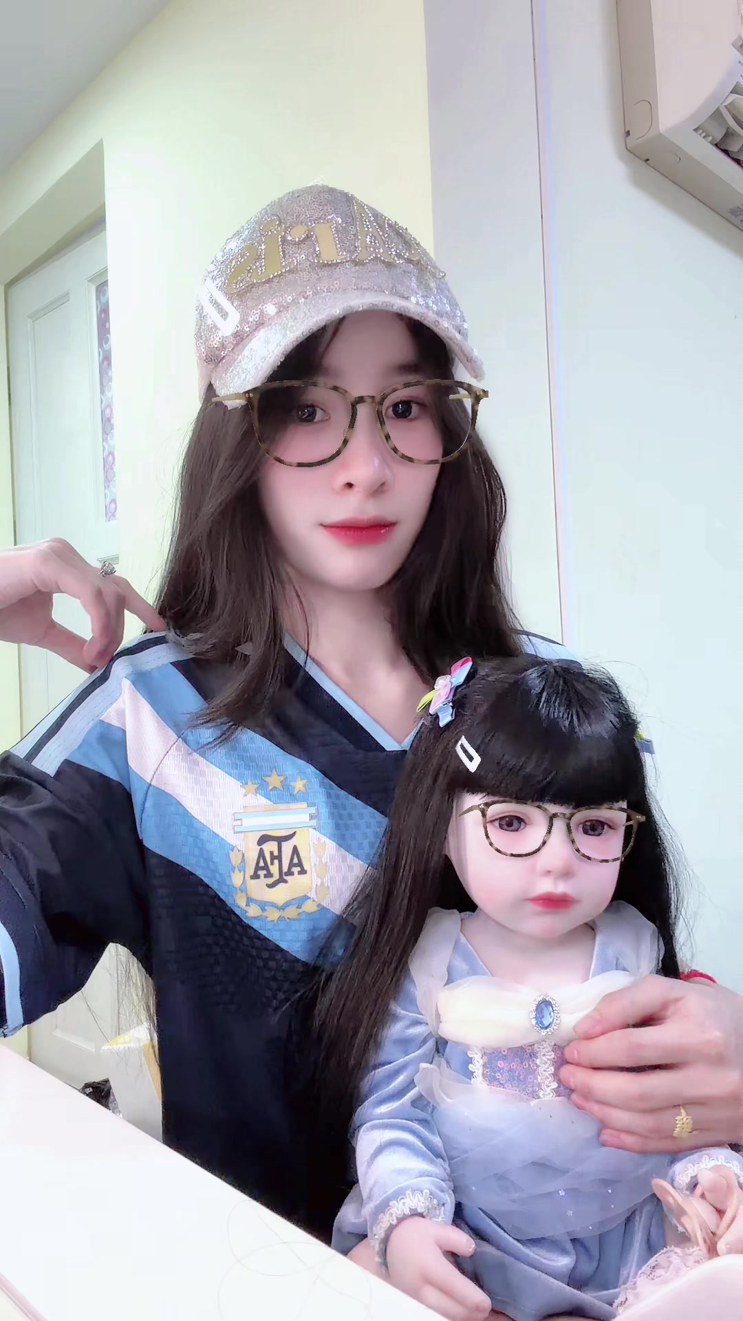 @Oun Toch ๐งธ๐ฉท