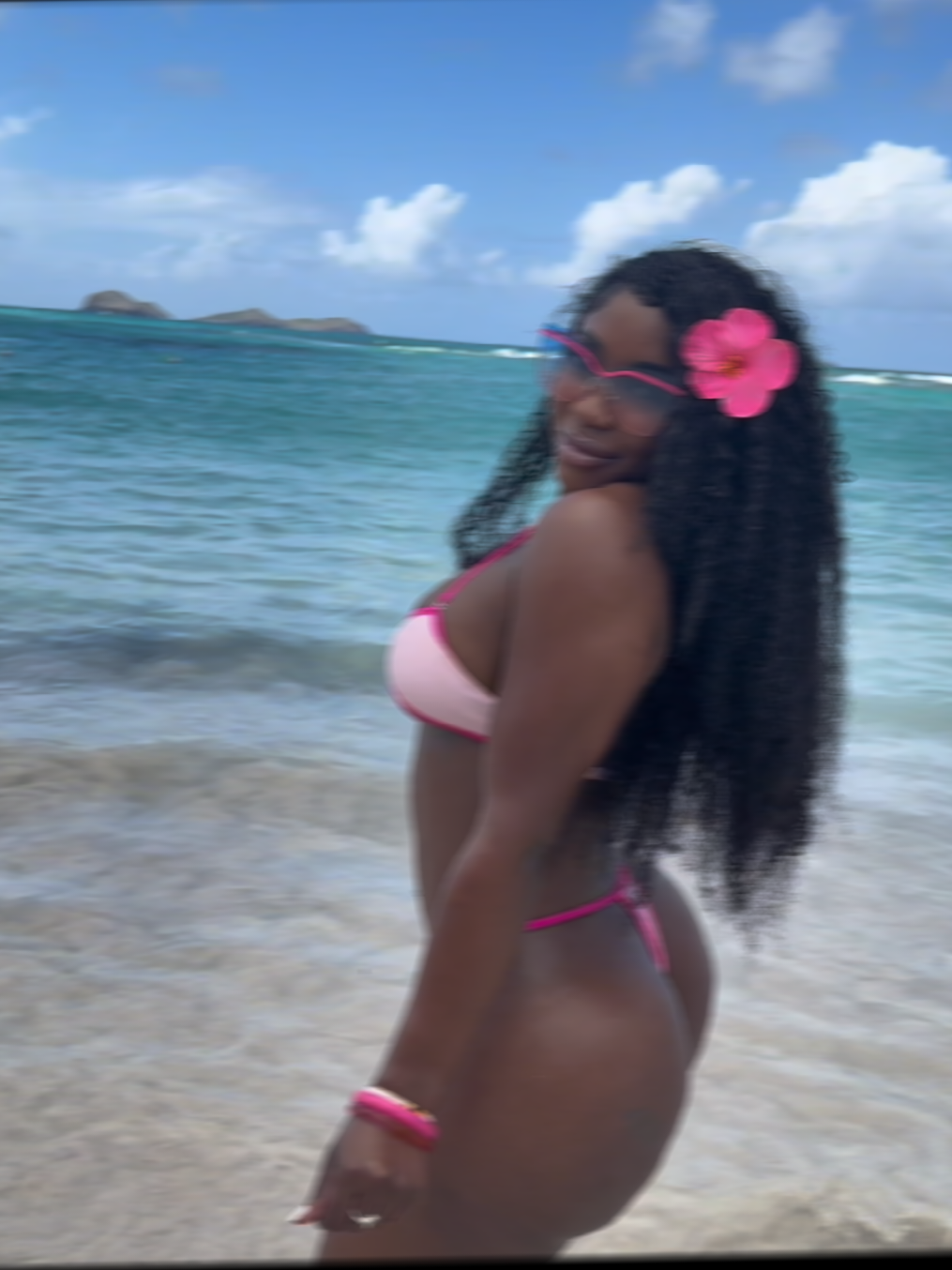 @GlowMuse