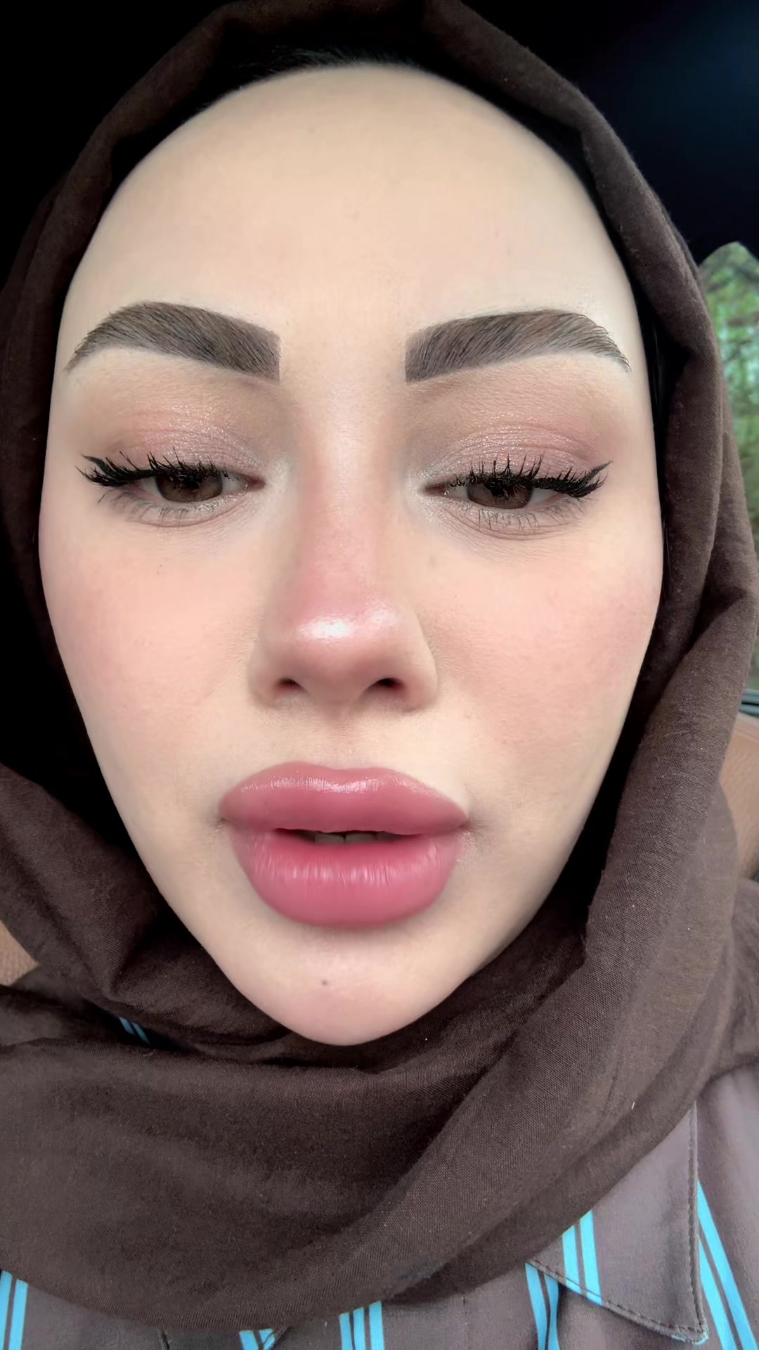 @meneksee__