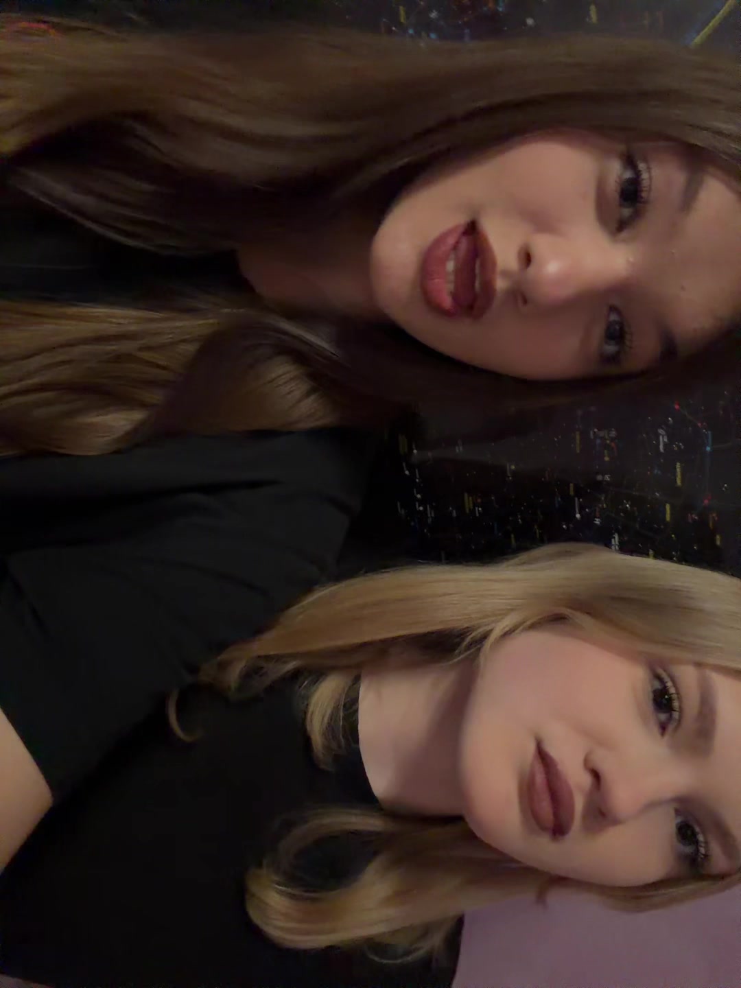 @N1y⋆